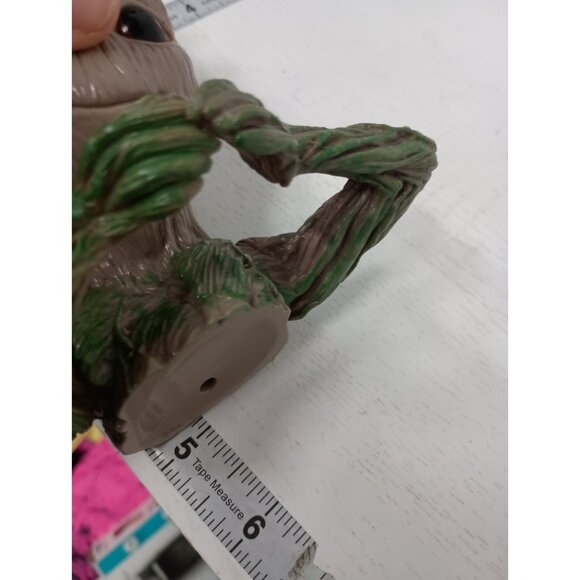 Guards of The Galaxy Baby Groot Tree Man Heart Hands Flower Pot Action Figure - Picture 8 of 9